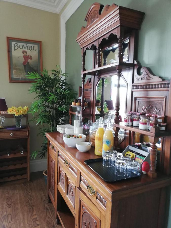 Bed and Breakfast Conlyn House à Newcastle  Extérieur photo